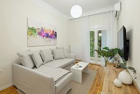 Trentatre, Nilie Hospitality MGMT