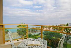 EONA BEACH RESORT by Greek Pride