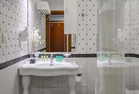 EONA BEACH RESORT by Greek Pride