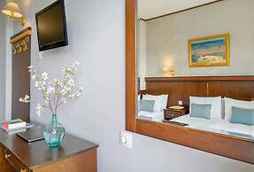 EONA BEACH RESORT by Greek Pride