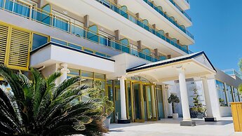 EONA BEACH RESORT by Greek Pride