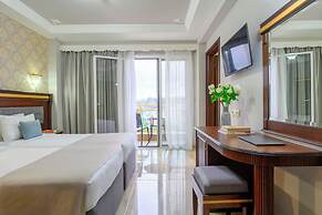 EONA BEACH RESORT by Greek Pride