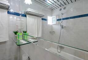 EONA BEACH RESORT by Greek Pride