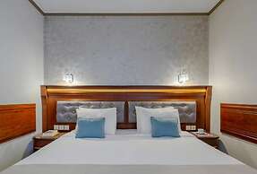 EONA BEACH RESORT by Greek Pride