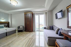 EONA BEACH RESORT by Greek Pride