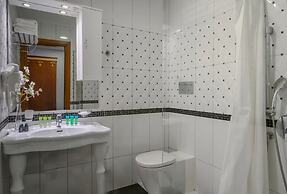 EONA BEACH RESORT by Greek Pride