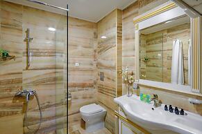 EONA BEACH RESORT by Greek Pride