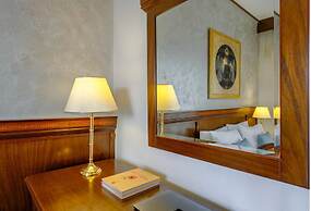 EONA BEACH RESORT by Greek Pride