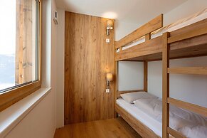 Pleasant Apartment With Shared Sauna