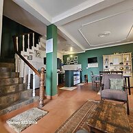 HR Windsong Homestay