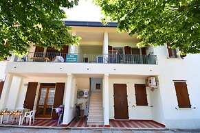 Flat With Shared Garden 200 mt From the sea