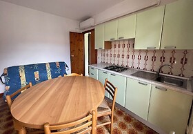 Flat With Shared Garden 200 Metres From the sea