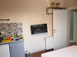 linden houses akaretler