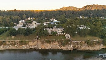 River Heritage Resort