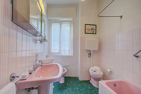 Simply Romantic Sea View