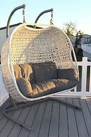 3 Bedroom Mersea Beach Retreat-getaway by the Sea