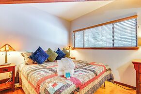 Shuttle to Slopes: Northstar Gem w/ Hot Tub Access