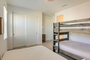 2 Mi to Fantasy Springs Casino: Lakefront Retreat!