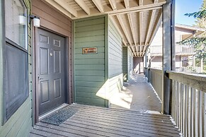 Steps to Main Street: Mtn-view Frisco Condo