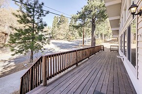 1 Mi to Skiing & Hiking: Big Bear Cabin