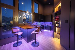 Modern Mtn-view Retreat, 18 Mi to Zion North