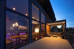 Modern Mtn-view Retreat, 18 Mi to Zion North