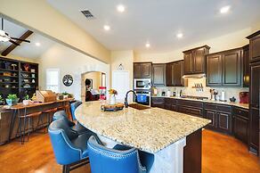 Family-friendly Johnson City Home Near State Parks