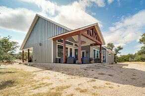 Family-friendly Johnson City Home Near State Parks