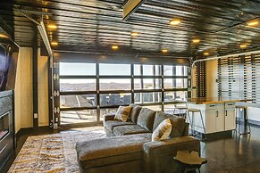 Stunning Hilham Home w/ Hot Tub, Views & Fire Pit!