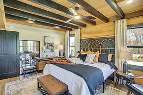 Stunning Hilham Home w/ Hot Tub, Views & Fire Pit!