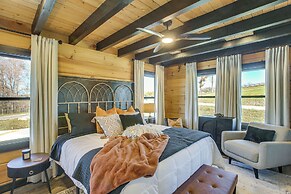 Stunning Hilham Home w/ Hot Tub, Views & Fire Pit!