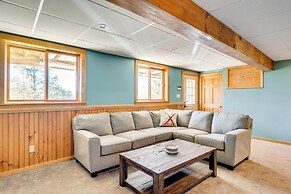 1 Mi to Story Land: Spacious Home w/ Mtn Views!