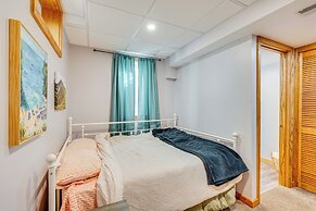 1 Mi to Story Land: Spacious Home w/ Mtn Views!