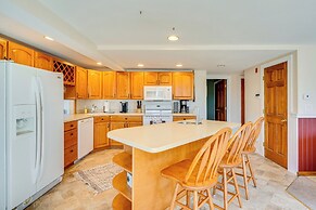 1 Mi to Story Land: Spacious Home w/ Mtn Views!