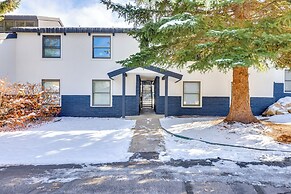 Between Beaver Creek & Vail: Modern Condo w/ View!