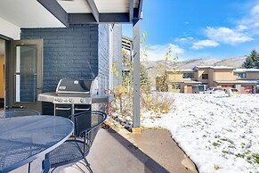 Between Beaver Creek & Vail: Modern Condo w/ View!
