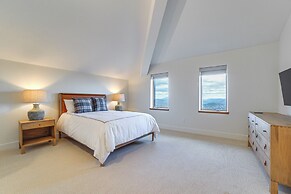 Ski-in/out Townhome w/ Views at Okemo Resort!