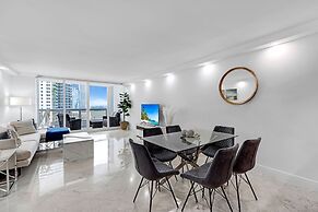 Unforgettable Waterside Next to Art Basel Context