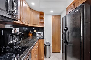 Unforgettable Waterside Next to Art Basel Context