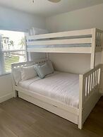 Modern Comforts in Paradise Tamarind Bay 3-bed 2-bath