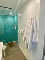 Modern Comforts in Paradise Tamarind Bay 3-bed 2-bath