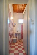 Villa Rouvis With Outdoor Hot Tub