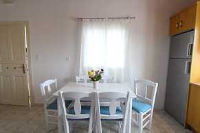 Villa Rouvis With Outdoor Hot Tub