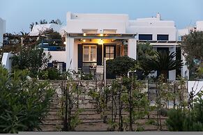 Sunset Beach House With two Bedrooms