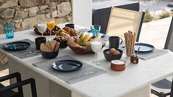 Sunset Beach House With two Bedrooms