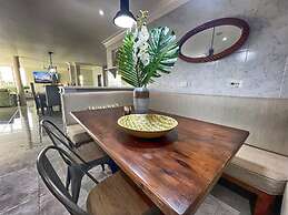 Villa Isabella Discovery Bay