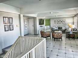 Villa Isabella Discovery Bay