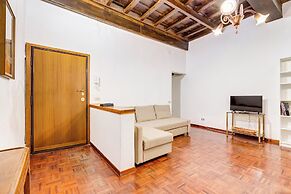 Spanish Steps Spacious Apartment