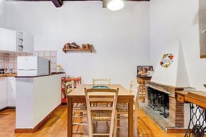 Spanish Steps Spacious Apartment