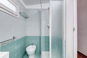 Spanish Steps Spacious Apartment